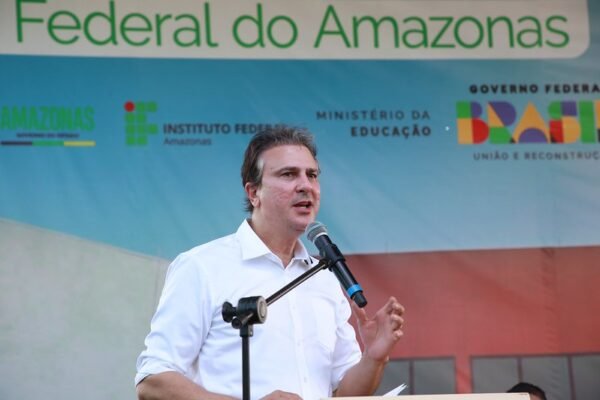 Lula culpa Temer e Bolsonaro por queda de desempenho das universidades