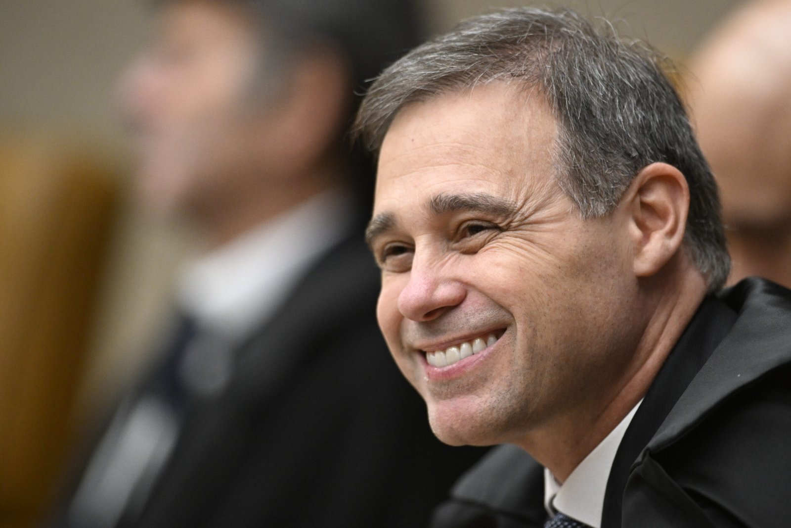 Mendonça diz que STF invade espaço de outros Poderes