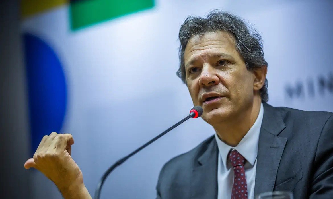 ‘Haddad tenta explicar economia como se fosse stand-up‘, diz deputado