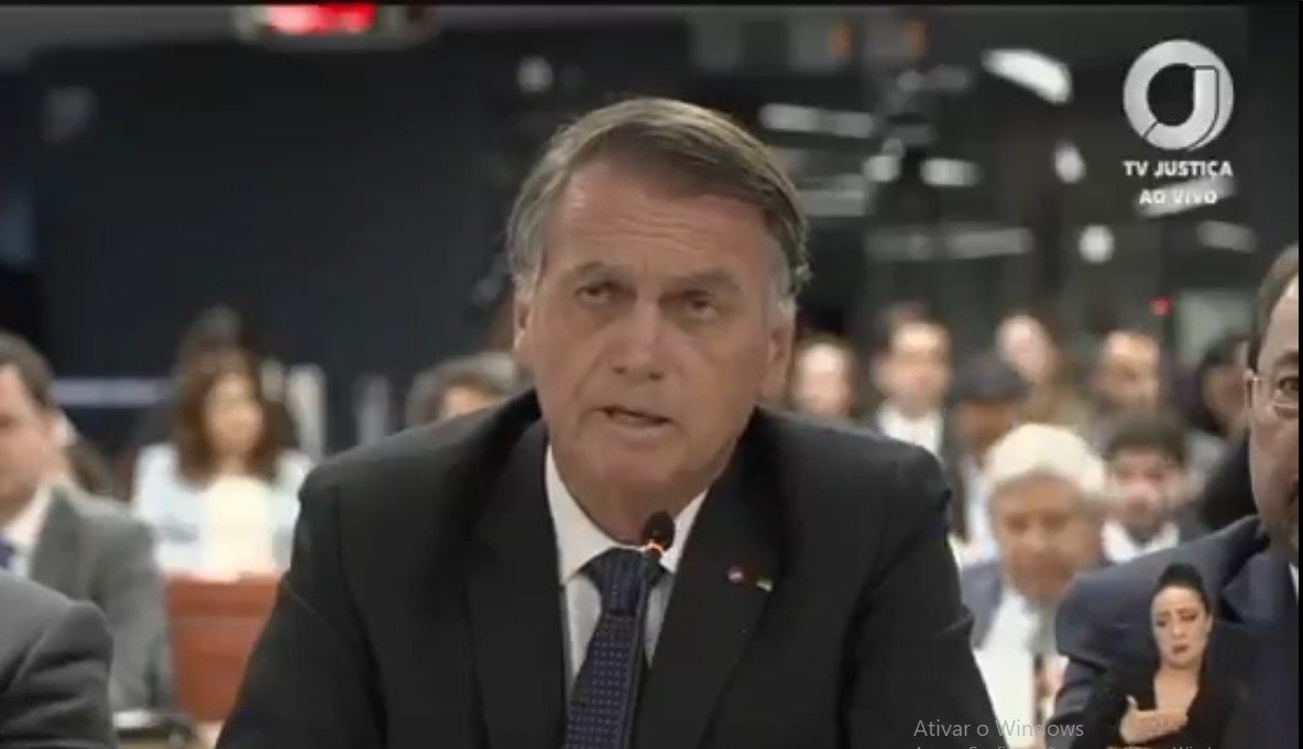 ‘Tarifa-Moraes’ é resposta a abusos do STF, afirmam Eduardo Bolsonaro e Figueiredo