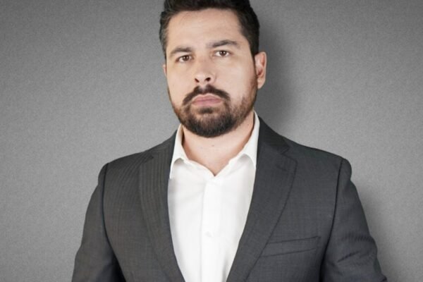 Lei Magnitsky contra Moraes está ‘mais perto do que nunca’, diz Eduardo