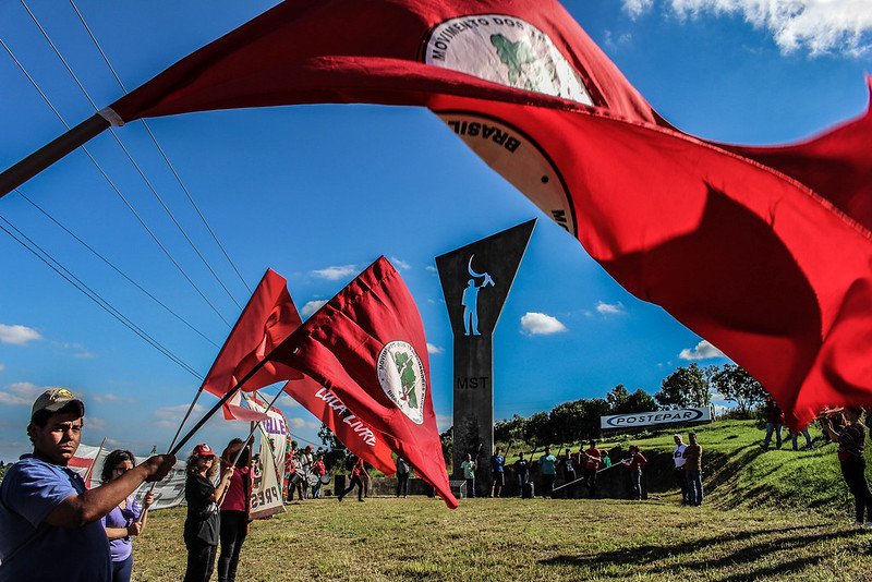 Teixeira rebate críticas do MST: ‘Não há lentidão’