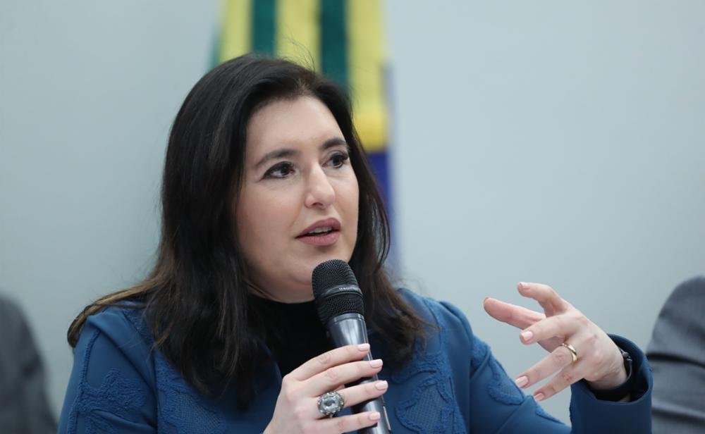 Governo libera R$ 20,7 bi do Orçamento para ministérios e emendas