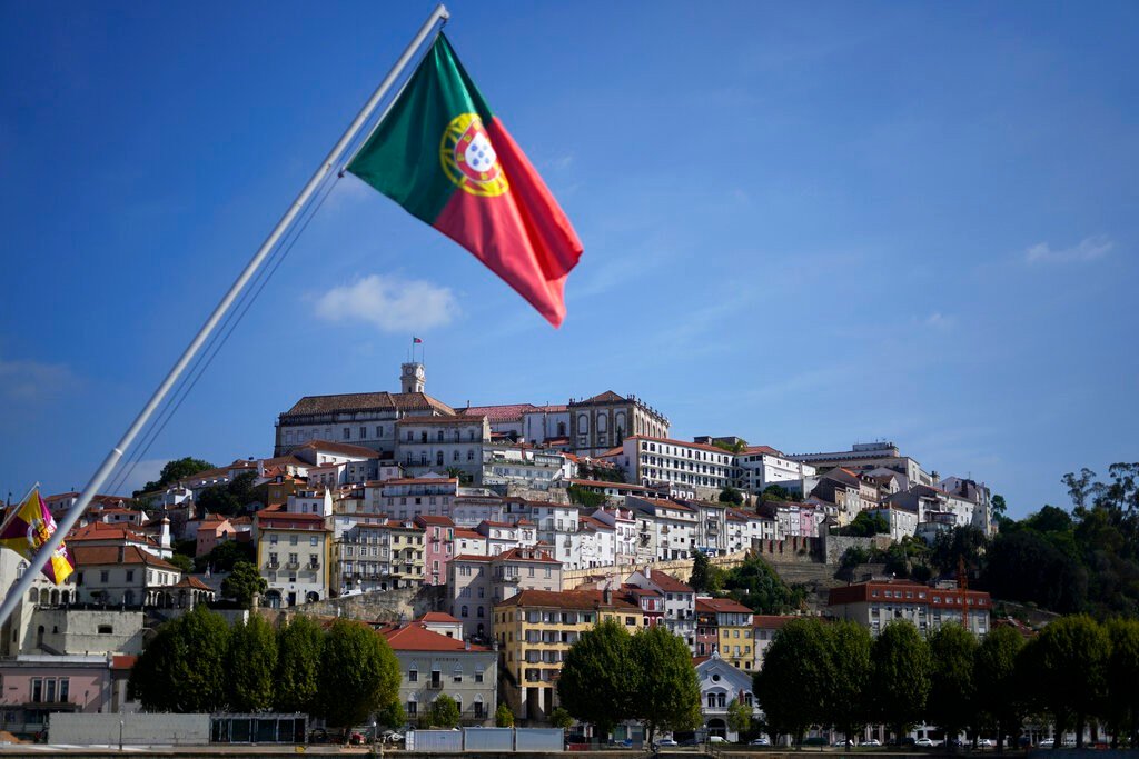 Portugal aprova pacote anti-imigração;  brasileiros estão entre os principais afetados