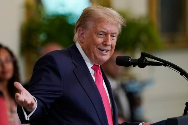 Empresa de Trump amplia presença global durante seu mandato