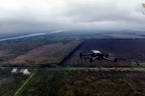 Para conter ataques russos, Ucrânia aposta na fabricação de ‘drones caçadores’