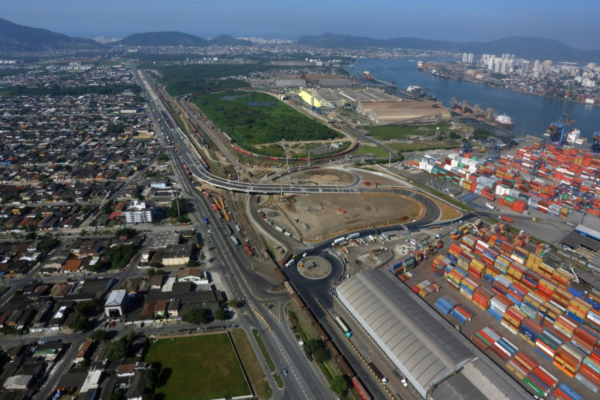 Governo federal cede nove terrenos para a expansão do Porto de Santos; confira