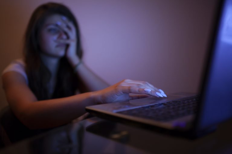 Balanço do semestre: projeto aprovado criminaliza produção de ‘deepnude’ com inteligência artificial