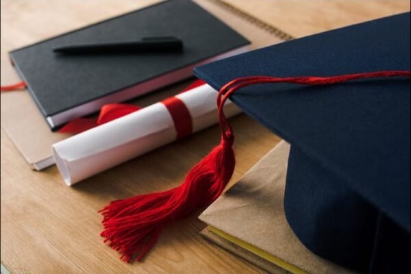 Nova lei garante recursos do Fundo Social do petróleo para assistência estudantil Nova lei garante recursos do Fundo Social do petróleo para assistência estudantil