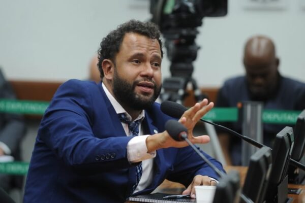 Comissão aprova financiamento integral de projetos culturais pelo Fundo Nacional da Cultura