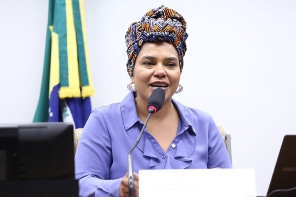 Projeto propõe medidas contra assédio e violência misóginos no trabalho