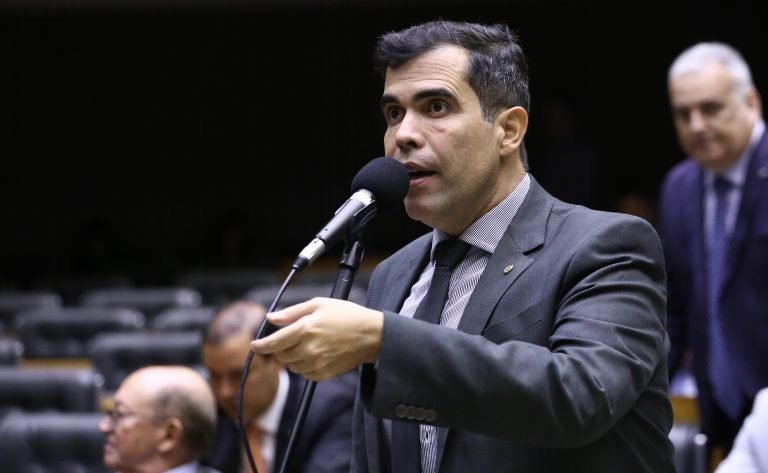 Comissão aprova projeto que prevê videomonitoramento no transporte por aplicativo