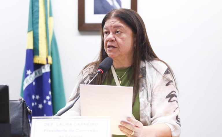 Comissão aprova competência de conselhos tutelares para prevenção de suicídios de crianças
