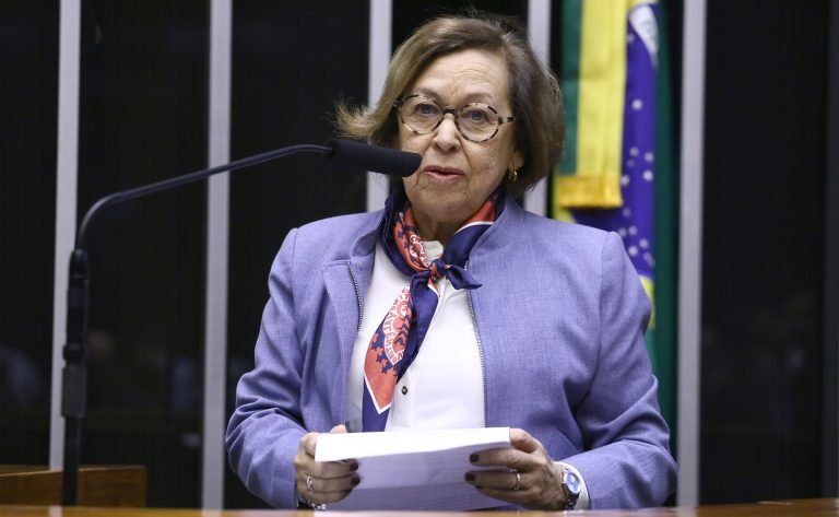 No aniversário da independência da Bahia, sessão na Câmara homenageia os combatentes