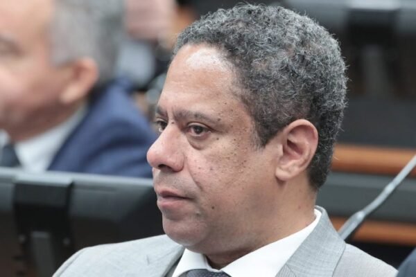 Comissão aprova projeto que torna permanentes os incentivos tributários para o esporte Comissão aprova projeto que torna permanentes os incentivos tributários para o esporte