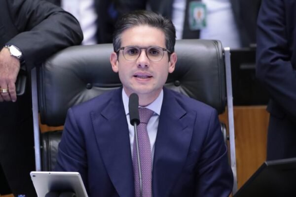 Hugo Motta diz que aprovação de lei de incentivo demonstra que o esporte é capaz de unir o Brasil