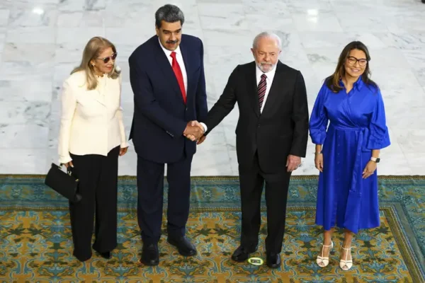 Dívida da Venezuela com o Brasil supera R$ 10 bilhões