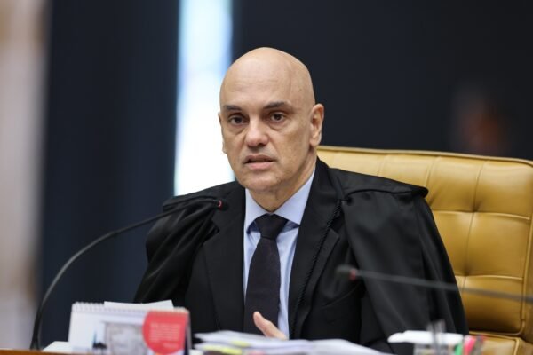 ‘Vitória de Bolsonaro’, ‘hostilidade’, ‘dobrando a aposta’: imprensa internacional repercute sanções dos EUA contra Moraes