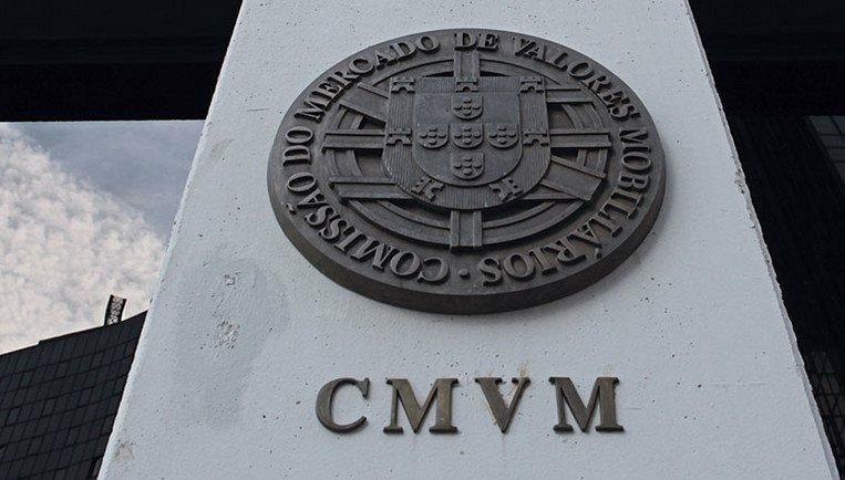Por irregularidades, CVM investiga alta administração do Banco de Brasília