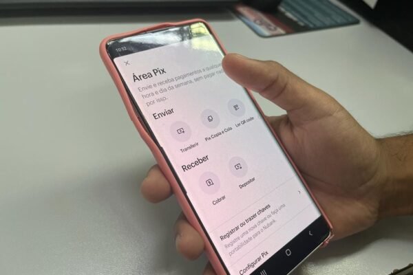 Justiça condena banco a devolver R$ 3 mil a cliente após golpe do PIX em São Vicente, SP