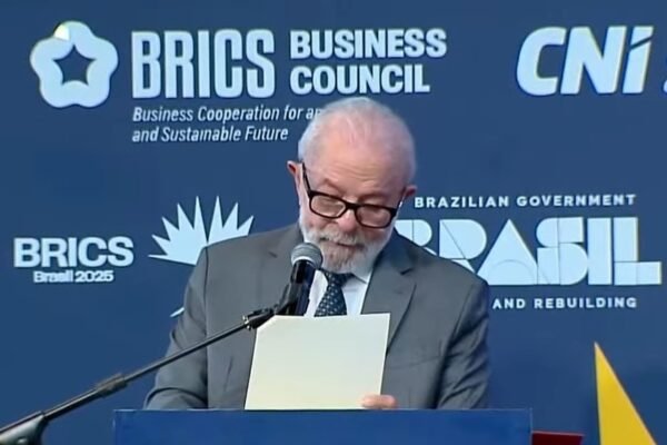Lula pede ‘governança multilateral’ sobre IA para evitar imposição de grandes empresas de tecnologia