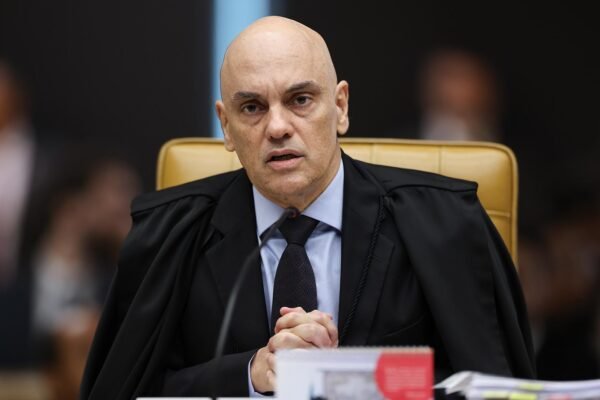 STF realiza sessão nesta sexta; Moraes pode se pronunciar sobre sanção dos EUA STF realiza sessão nesta sexta; Moraes pode se pronunciar sobre sanção dos EUA