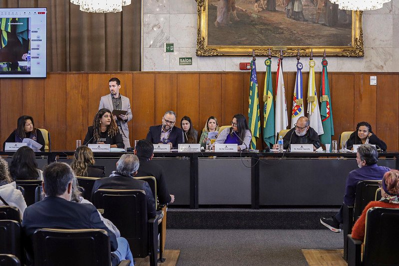 Saúde dá aval a projeto que obriga capacitação de equipes de segurança privada no combate ao racismo