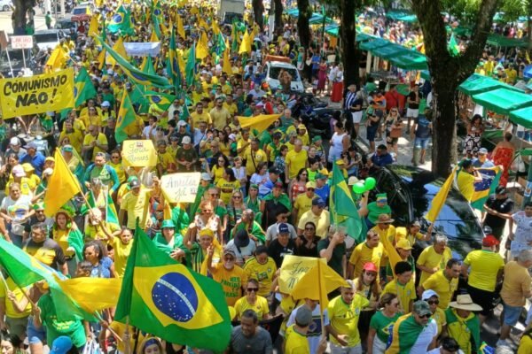 Na manifestação em Belém, Michelle Bolsonaro exalta reação popular: ‘Venceremos’