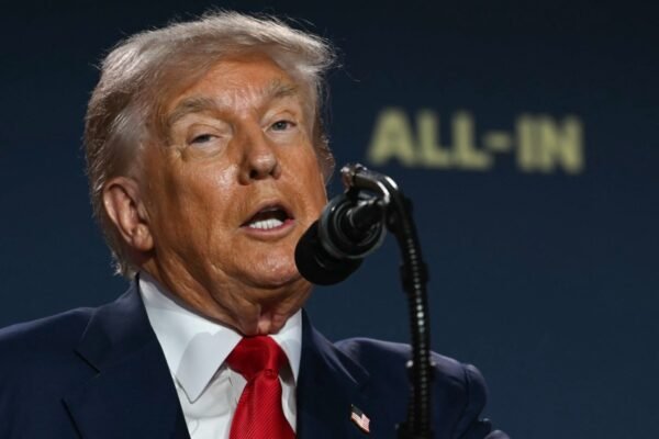 É #FAKE que Trump ordenou bloqueio do sistema de GPS no Brasil