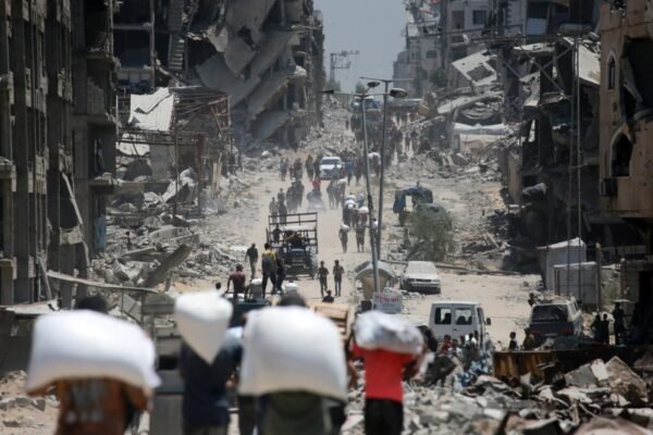 Hamas divulga vídeo de refém israelense cavando a própria cova: ‘Isso não é ficção, isso é real’