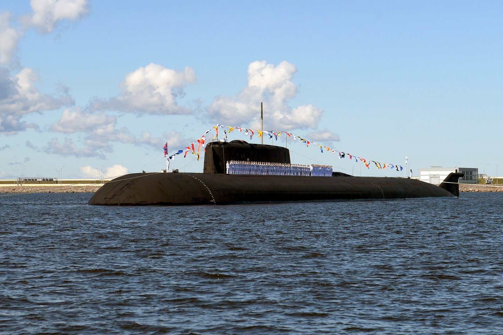 Terremoto pode ter danificado base russa de submarinos nucleares, diz jornal