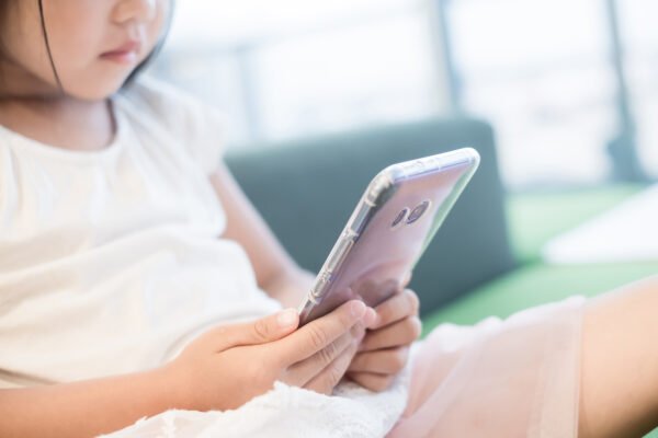 Comissão debate violência contra crianças e adolescentes no ambiente virtual