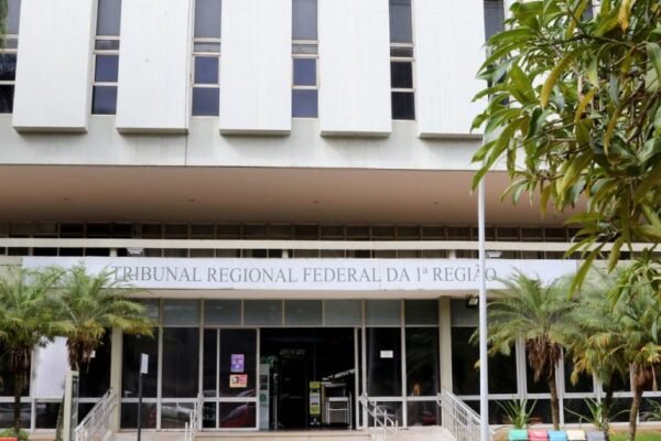 Sancionada lei que transforma cargos da Justiça Federal no Piauí Sancionada lei que transforma cargos da Justiça Federal no Piauí