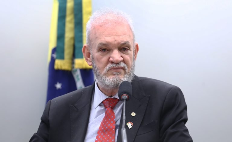 Comissão aprova projeto para destinar mais recurso de loteria para pessoa com deficiência