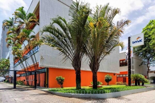 Senac oferece mais de 1900 bolsas de estudo gratuitas na Baixada Santista