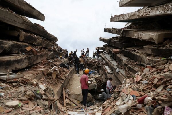 Terremoto na Venezuela: número de mortos sobe para 4.561