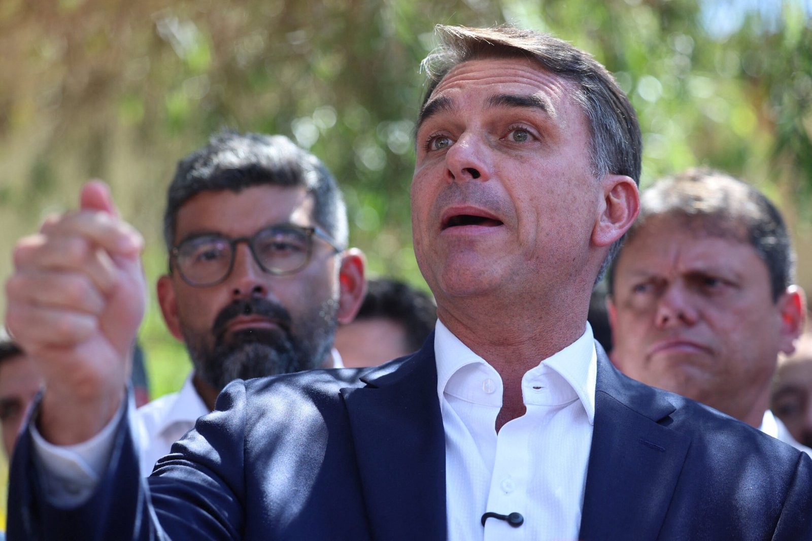 Augusto Cury declara apoio a Flávio Bolsonaro no segundo turno