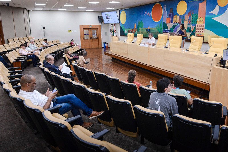 Comissão de Trânsito aprova audiência pública sobre fiscalização de bicicletas e patinetes elétricos na capital