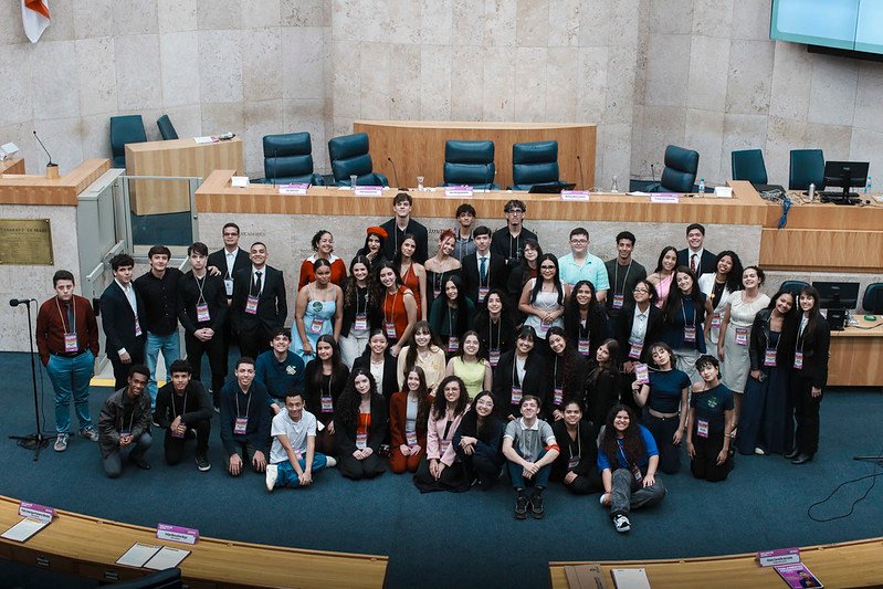 Parlamento Jovem Ensino Médio: estudantes encerram edição deste ano com a votação de projetos
