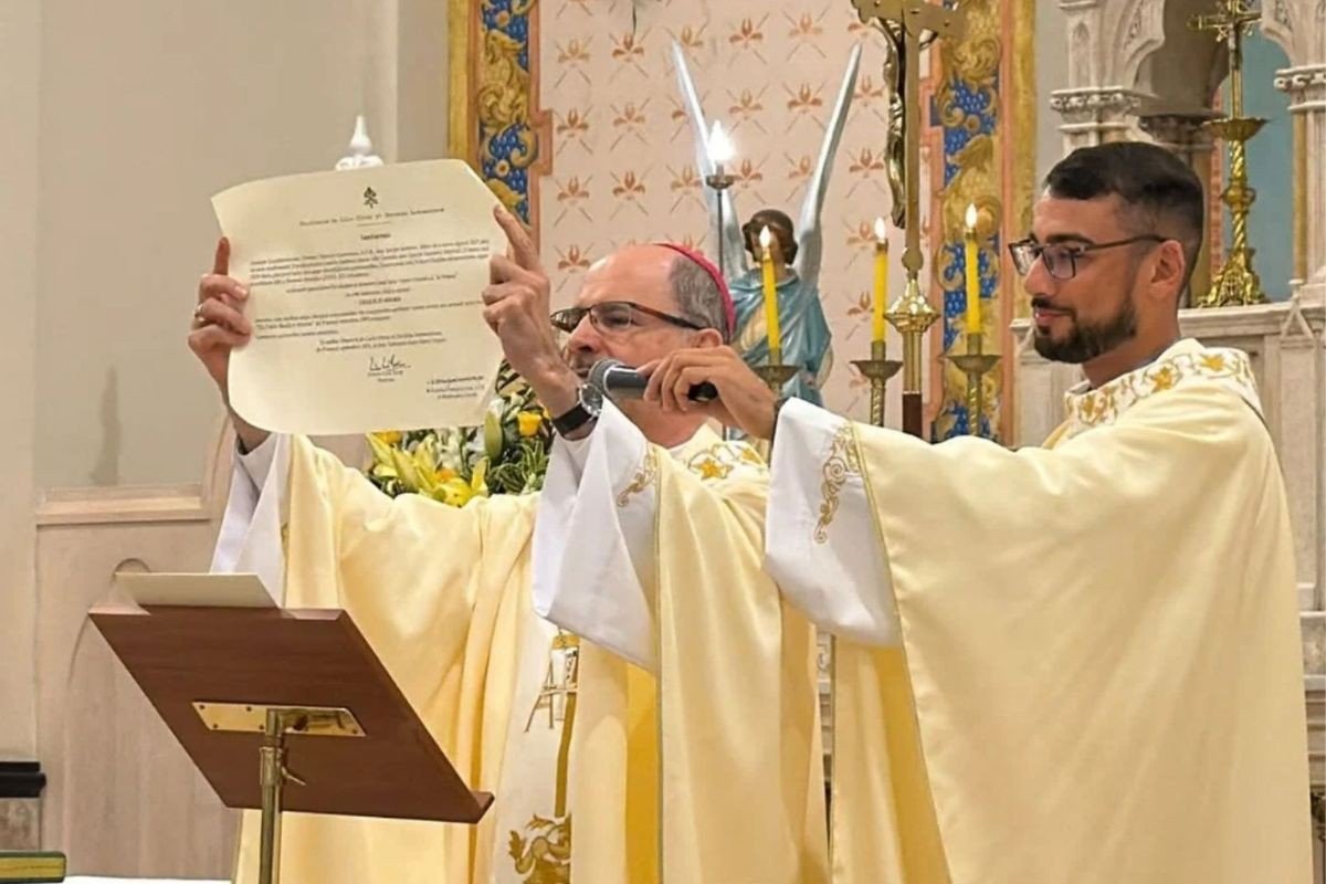 Papa concede título de basílica menor a igreja centenária de Santos