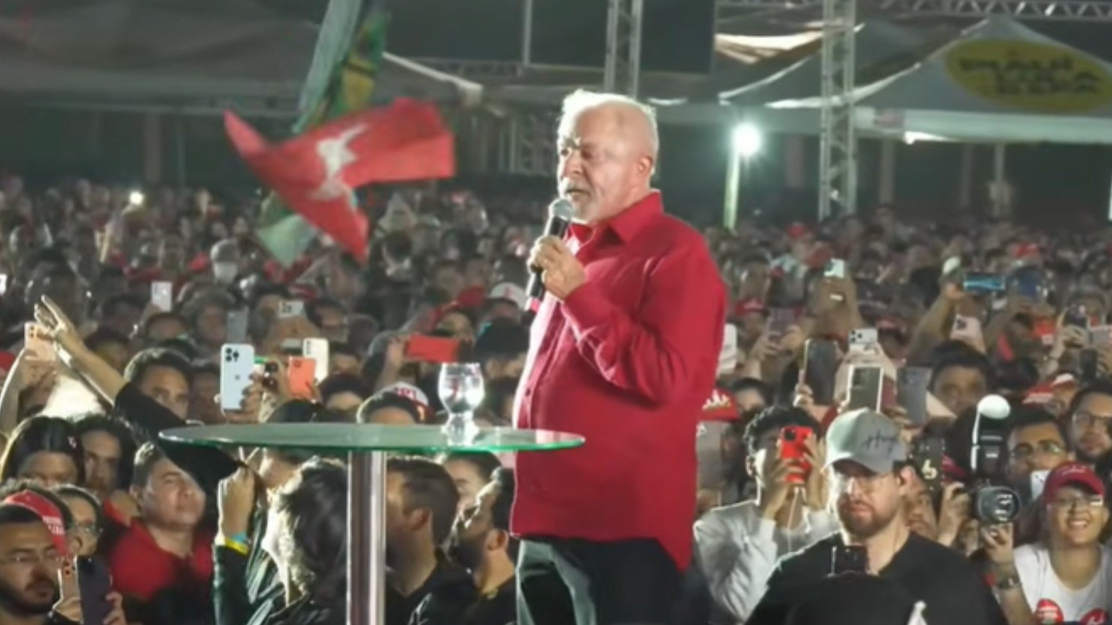 Campanha monta sala no QG de Lula para influenciadores e jovens eleitos reforçarem estratégia digital